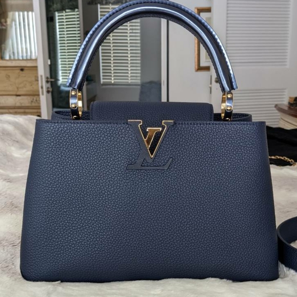 * SOLD *  Louis Vuitton Capucines MM - retail $9800 - new - Picture 6 of 14